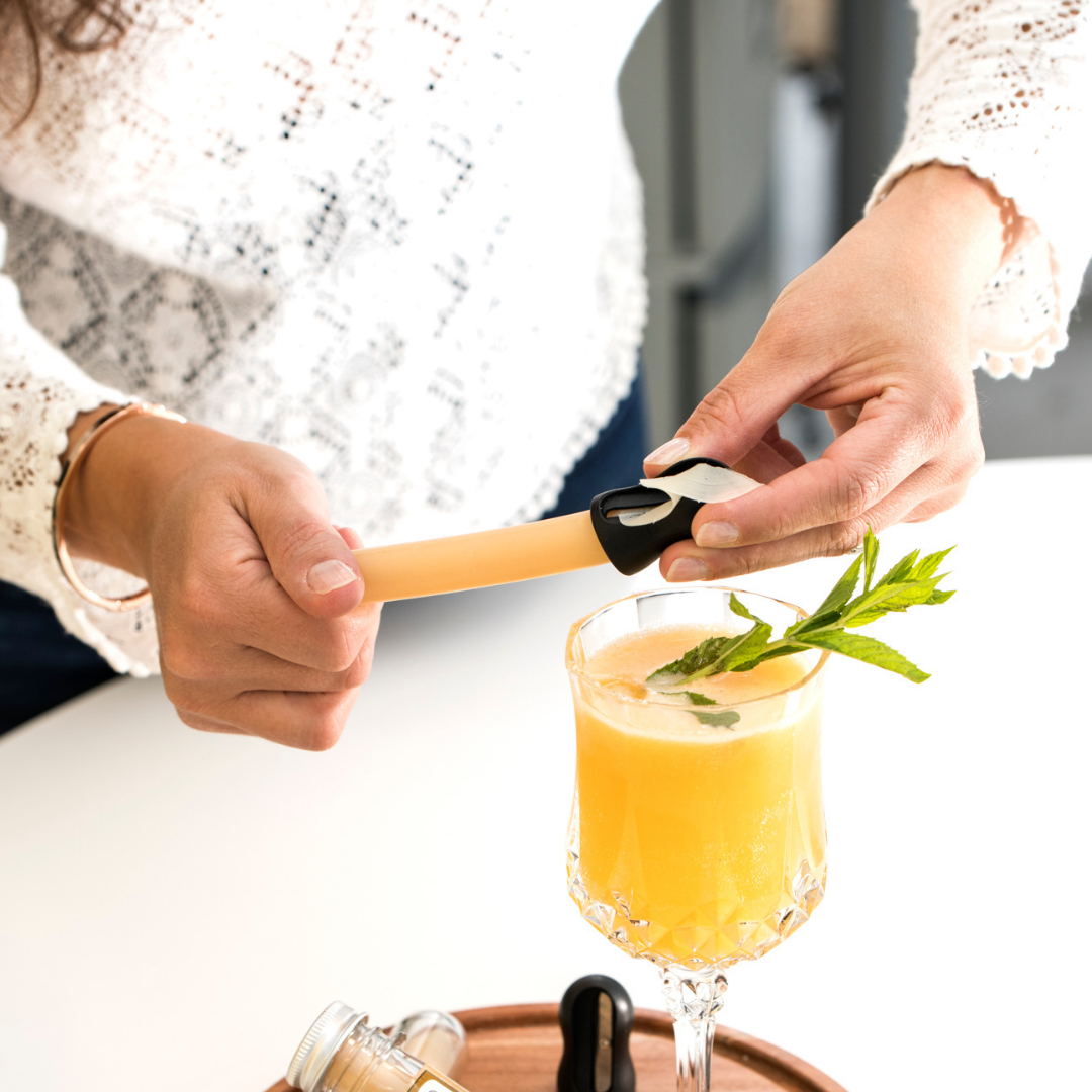Carrot Orange Ginger - Single Box (1 Crayon + 1 Sharpener)