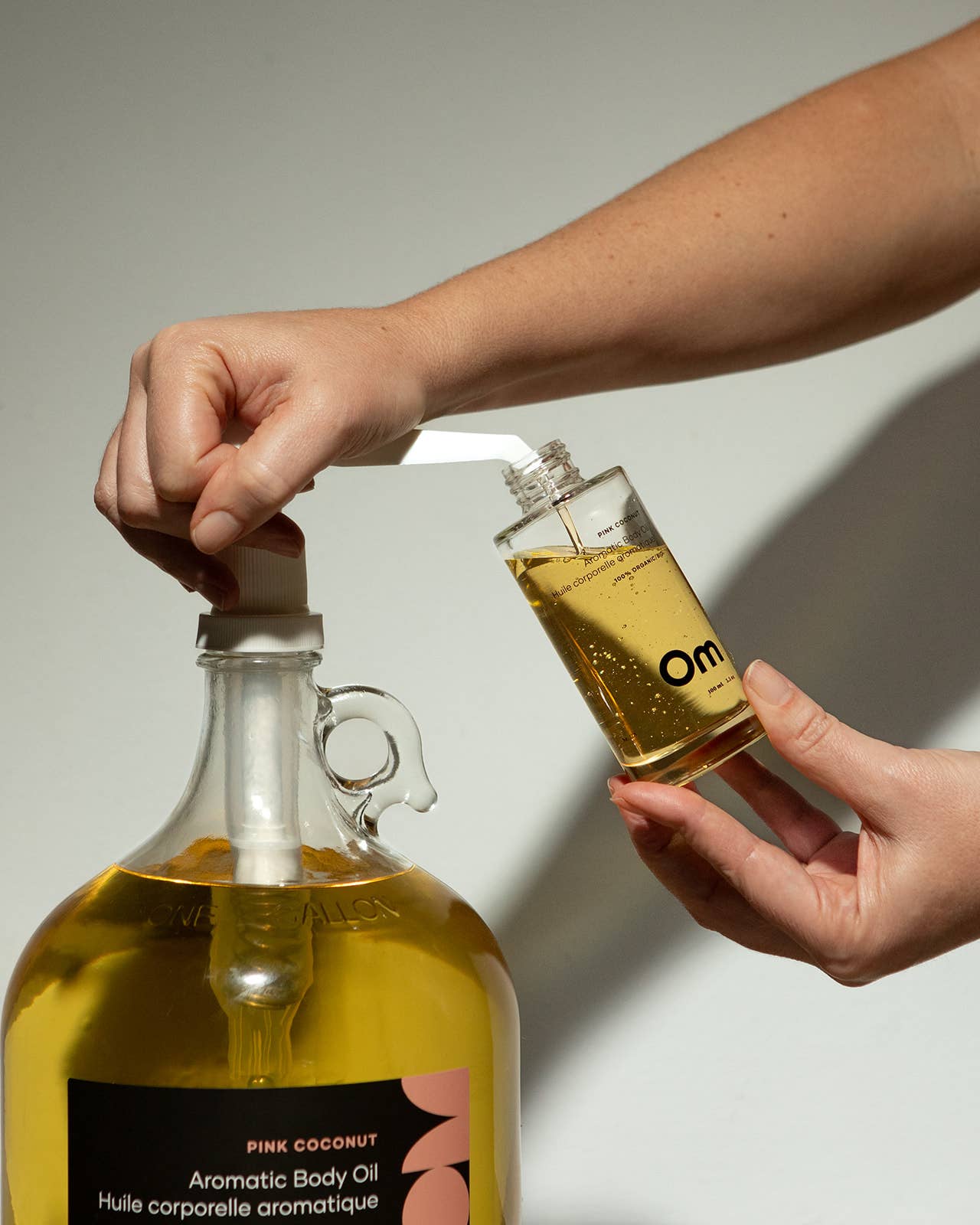 Bulk 1 Gallon Pink Coconut Aromatic Body Oil