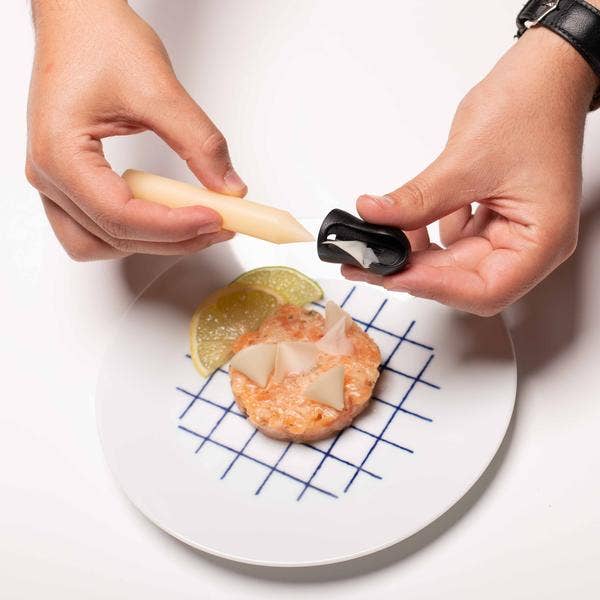 Lemon - Single Box (1 Food Crayon + 1 Sharpener)