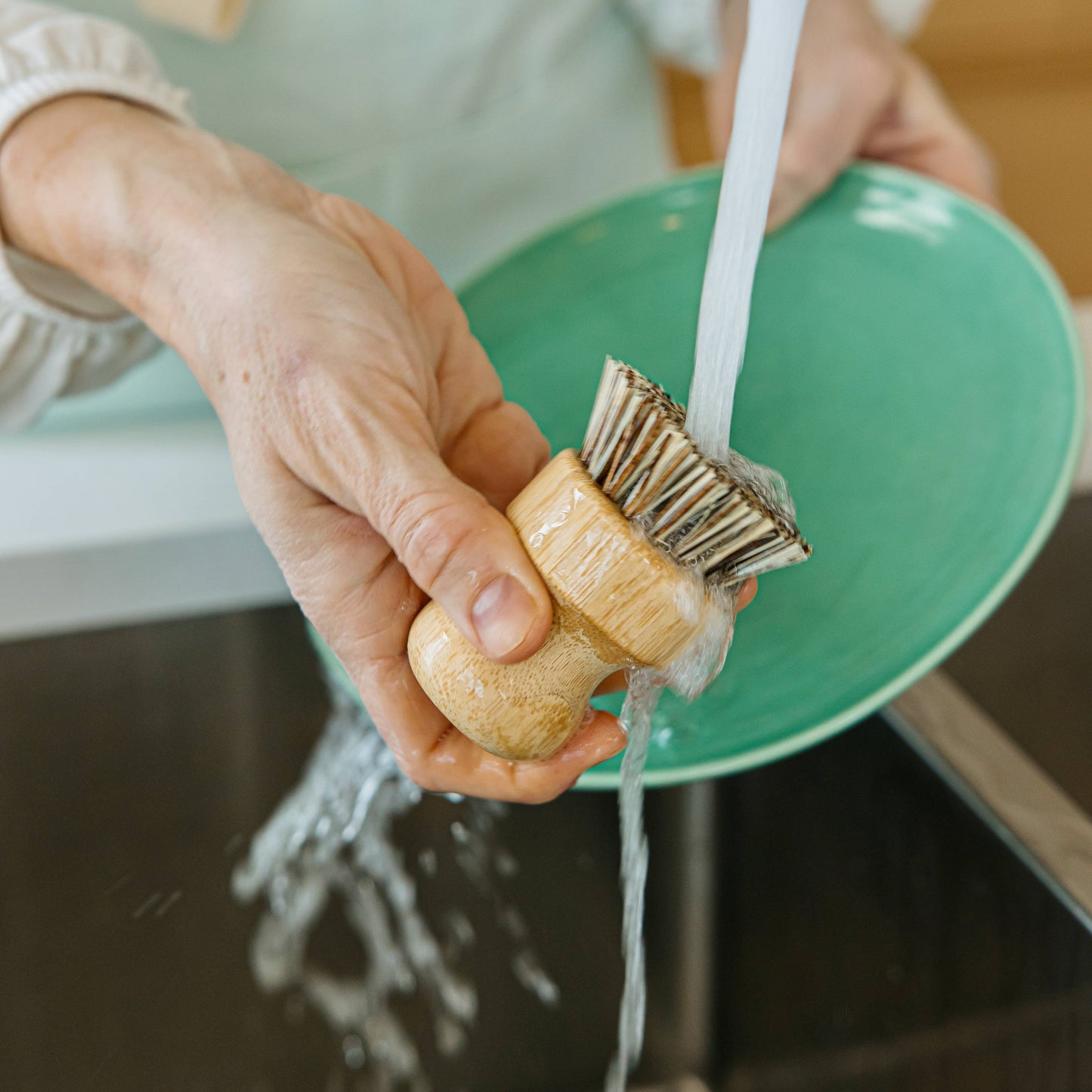 Bamboo Dish Brush - Stiff Bristle