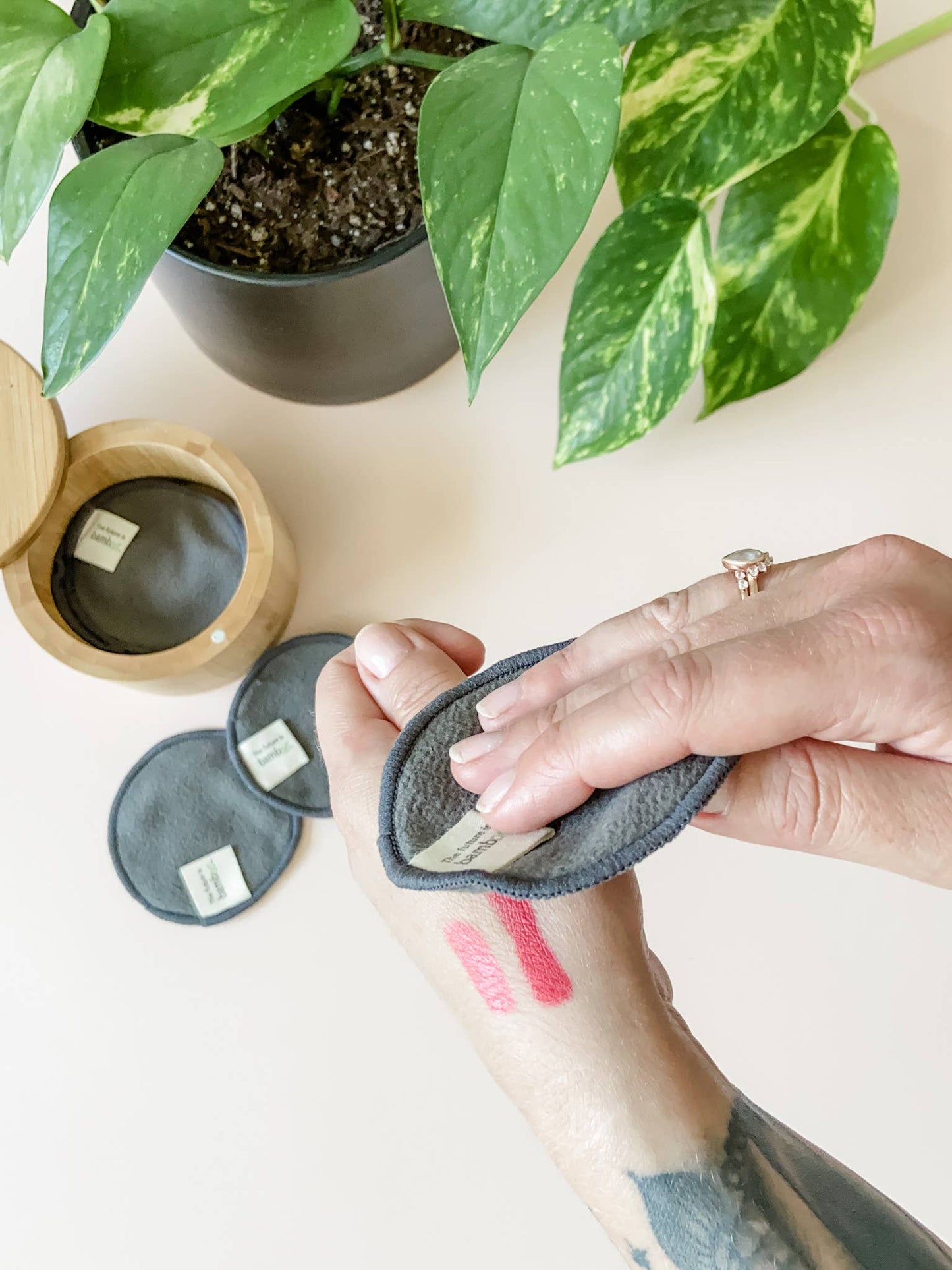 Bamboo Charcoal Facial Rounds