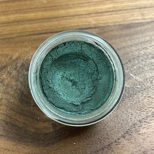 Luminous Eye Colour - Emerald Isle