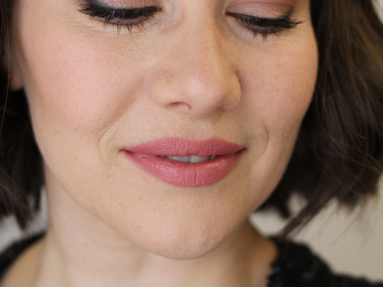 Lavish Natural Lipstick - Eminence (Matte)