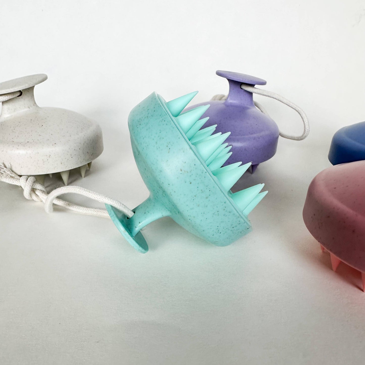 Plastic-Free Wheat straw hair massager