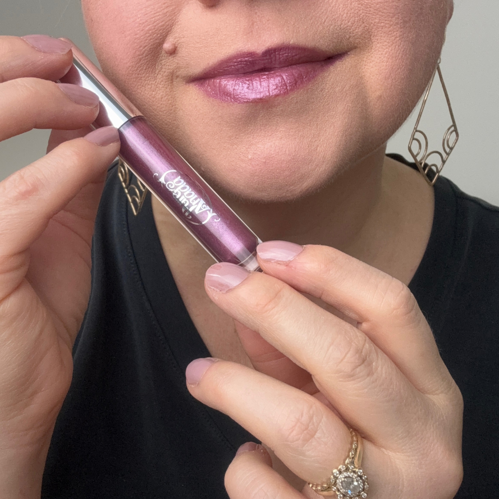 Glisten Mineral Lip Gloss - Amethyst
