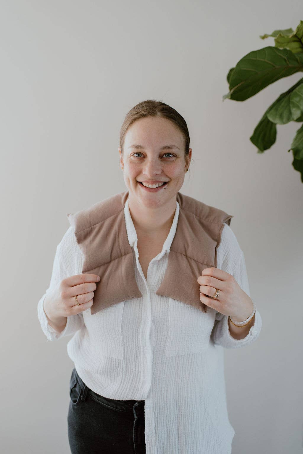 Created Mother - Shoulder Hot & Cold Therapy Pack | Relaxation & Recovery